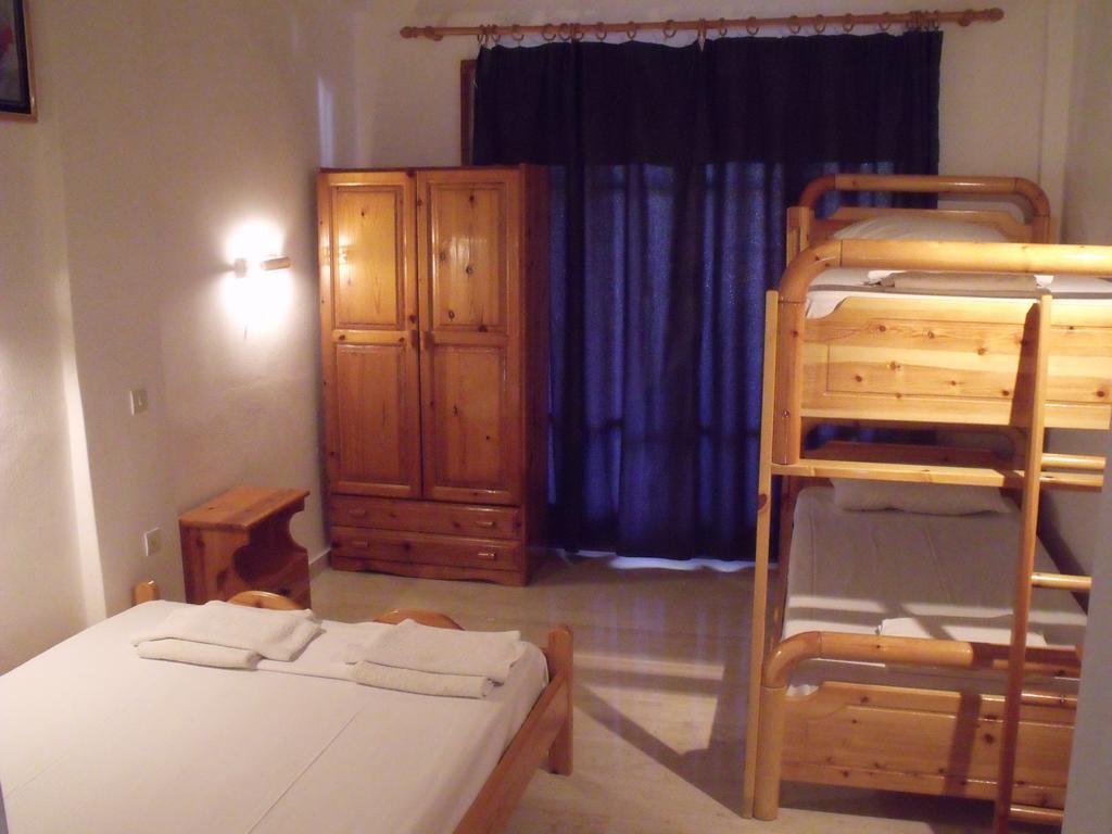 Santa Maria Hotel Vitalades Room photo